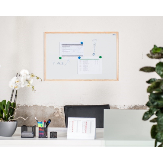 Magnetická tabuľa AVELI 90x120, drevený rám Magnetická tabuľa AVELI 90x120, drevený rám
