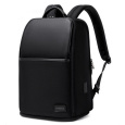MYBALO ASTON Perfektní volba pro minimalisty s dobrým vkusem 6 ikon: - Nejtenčí batoh - Elegantní - Kapsa na notebook do 15,6" - Kapsa na tablet do 9" - Otevírání o 180 stupňů - USB a USB-C port - Drží tvar - Voděodolný - Skryté kapsy Elegantní a minimalistický Jedná se o velmi elegantní a minimalistický batoh. S tímto parťákem neuděláte chybu při běžném nošení do města, ani na důležité schůzce. Tenký batoh MYBALO Aston je batoh s vůbec nejmenší hloubkou z naší nabídky. Díky tomu působí elegantně a minimalisticky, ale i přesto se do něj vejdou všechny vaše nezbytnosti. Kvalitní voděodolný materiál, dlouhá životnost Kvalitní umělá kůže zajišťuje trvanlivost a odolnost batohu proti vodě a opotřebení. MYBALO Aston tak bude vaším společníkem opravdu dlouho. Drží tvar Batoh si zachovává svůj tvar také v případě, že jej budete mít úplně prázdný. Vestavěný USB a USB-C port Nabíjejte svá elektronická zařízení kdekoli a kdykoli díky vestavěnému USB a USB-C portu. Popruh k uchycení na kufr Cestujte pohodlně. Kdykoli chcete mít volná záda, jednoduše připevněte batoh na rukojeť svého kufru. Pohodlné polstrování Užijte si komfortní nošení díky kvalitnímu a prodyšnému polstrování ramenních popruhů a zádové části. Další praktické kapsy Zorganizujte si pohodlně a snadno své věci díky množství vychytaných kapes. Skryté kapsy V zádové části a na ramenním popruhu najdete skryté kapsy pro bezpečné uložení cenností. Vnitřní kapsy Vnitřní kapsy slouží pro snadnou organizaci všech vašich věcí. Přední kapsa Přední kapsa je určena pro věci, které chcete mít rychle a snadno po ruce. Parametry: - Rozměry: 46 x 30 x 9 cm - Objem: 11 l - Hmotnost: 1,19 kg - Kapsa na notebook: Ano (do vel. 15,6") - Kapsa na tablet: Ano (do vel. 9") - USB port: Ano - Voděodolnost: Ano - Hlavní materiál: Ekokůže + Polyester - Podšívka: Polyester - Barva: Černá
